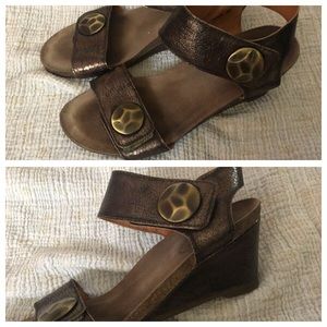 Taos Sandals